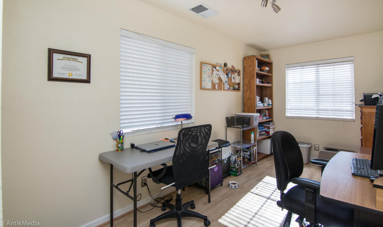 1447 E Drake Dr, Tempe, AZ 85283 photo 11