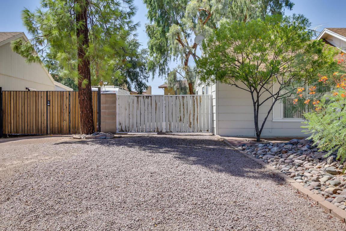 409 E Glencove St, Mesa, AZ 85203 photo 6