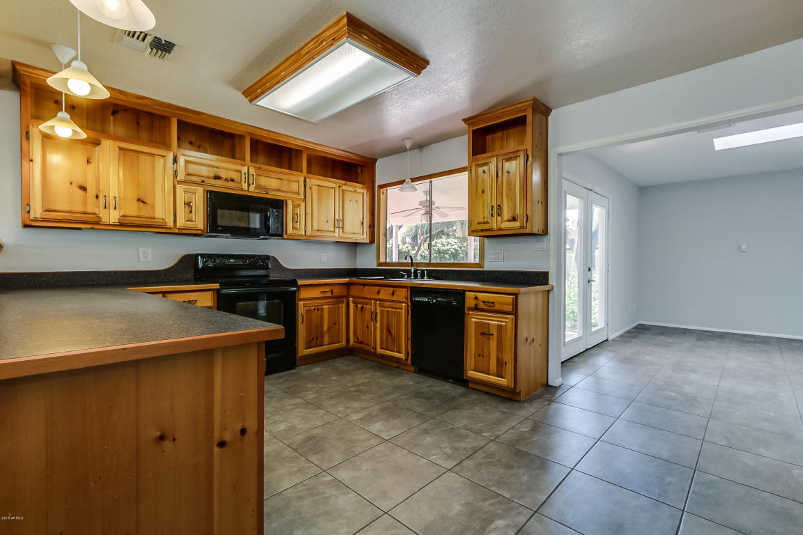 409 E Glencove St, Mesa, AZ 85203 photo 16