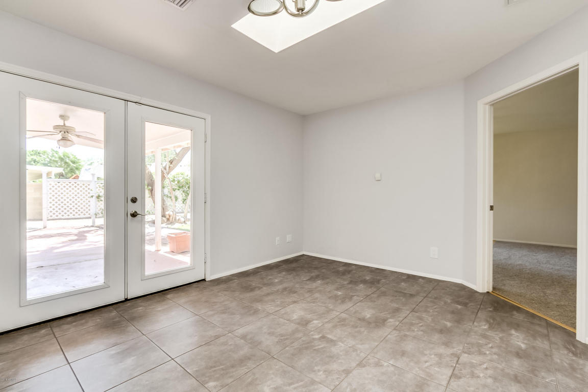409 E Glencove St, Mesa, AZ 85203 photo 21