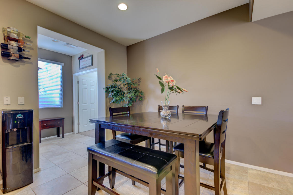 907 E Wimpole Ave, Gilbert, AZ 85297 photo 9