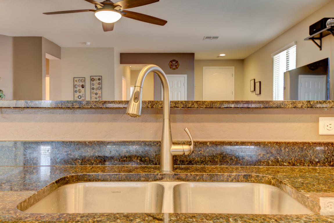 907 E Wimpole Ave, Gilbert, AZ 85297 photo 12