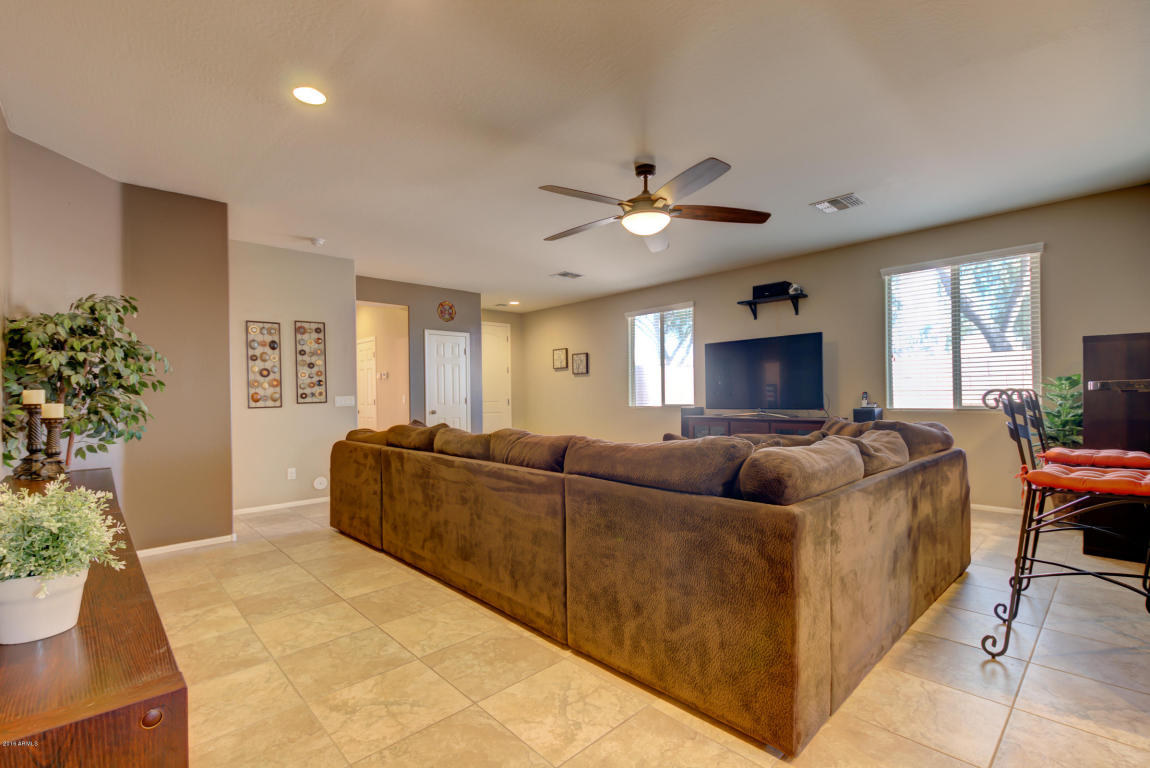 907 E Wimpole Ave, Gilbert, AZ 85297 photo 8