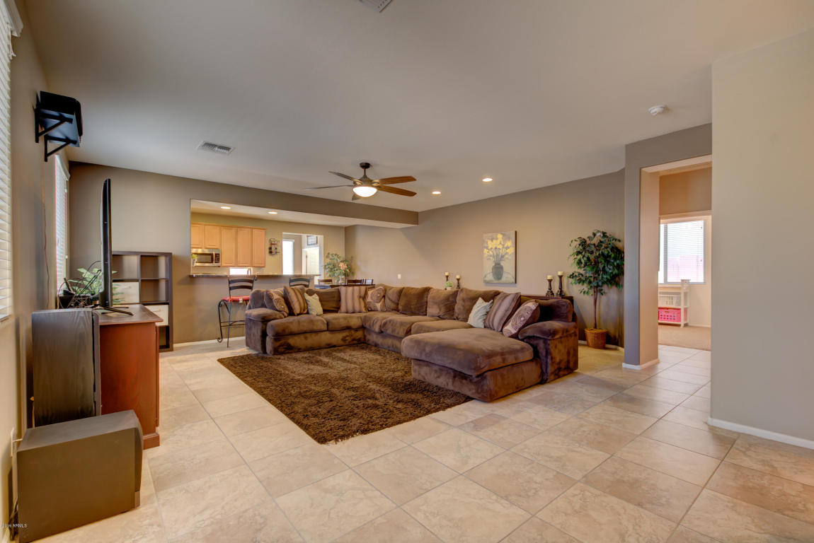 907 E Wimpole Ave, Gilbert, AZ 85297 photo 6