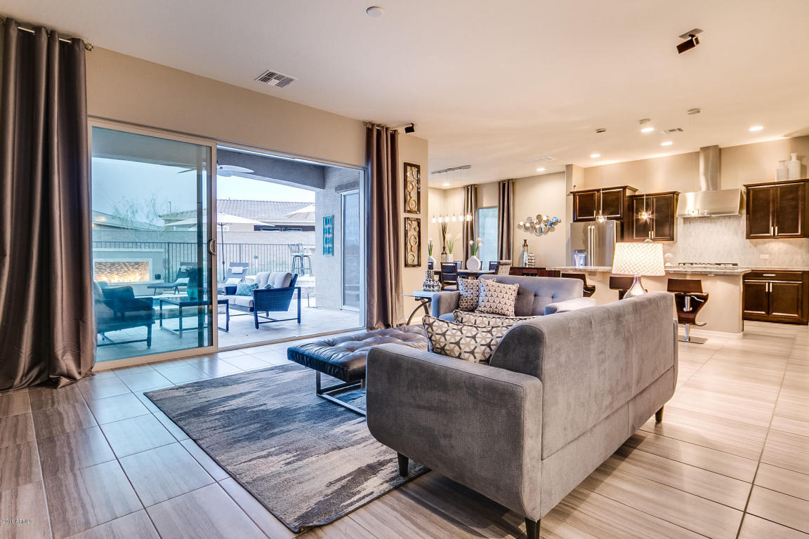 3665 E Chestnut Ln, Gilbert, AZ 85298 photo 5