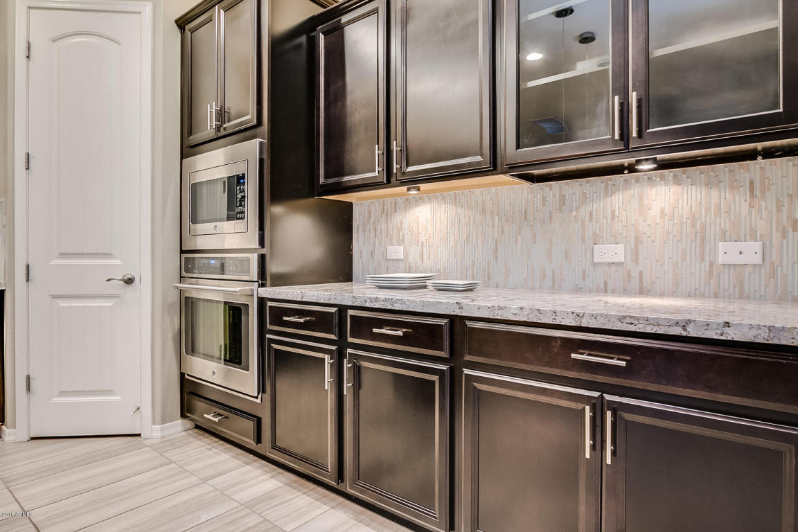 3665 E Chestnut Ln, Gilbert, AZ 85298 photo 10