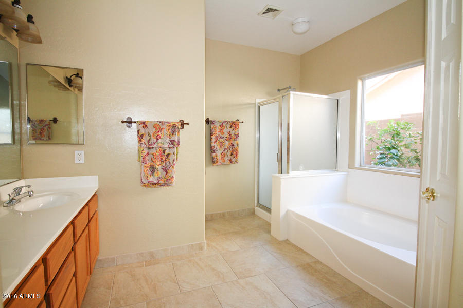 934 E Harwell Rd, Phoenix, AZ 85042 photo 39