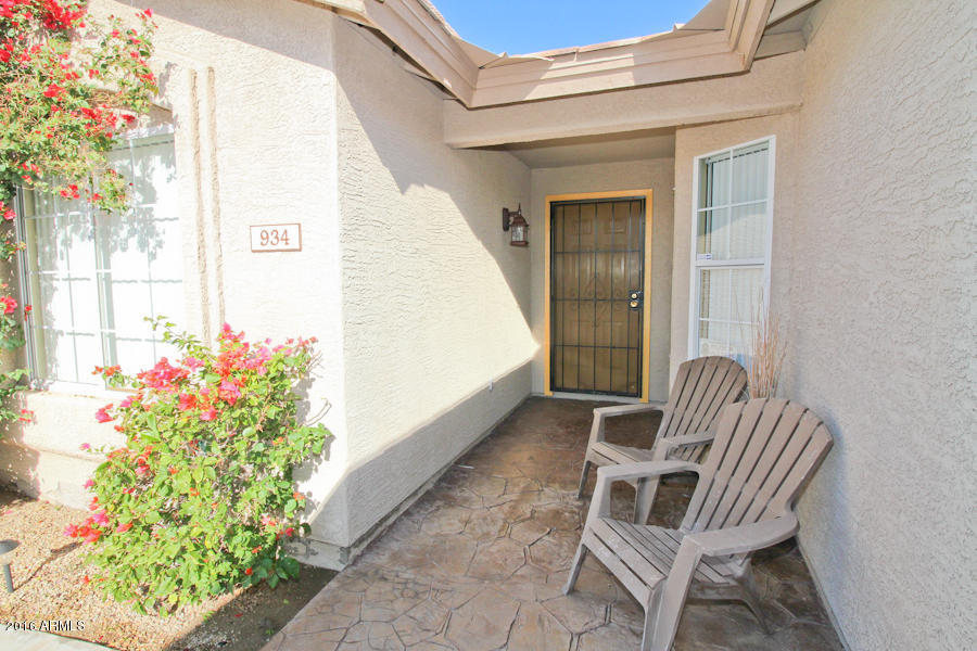 934 E Harwell Rd, Phoenix, AZ 85042 photo 5