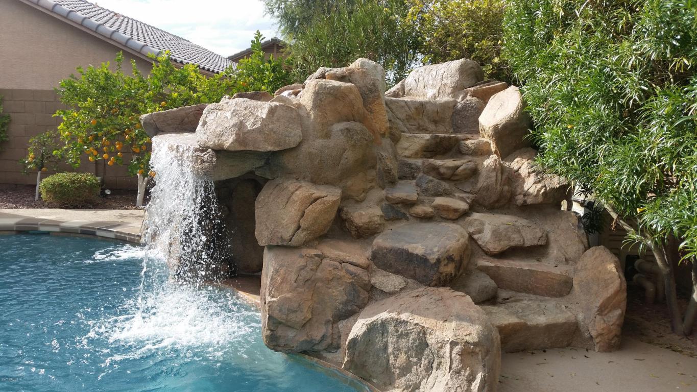934 E Harwell Rd, Phoenix, AZ 85042 photo 9