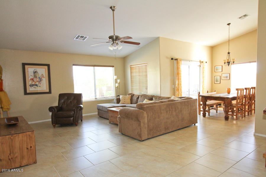 934 E Harwell Rd, Phoenix, AZ 85042 photo 24