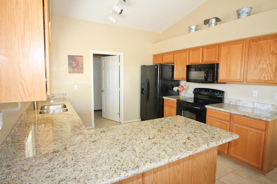 934 E Harwell Rd, Phoenix, AZ 85042 photo 19