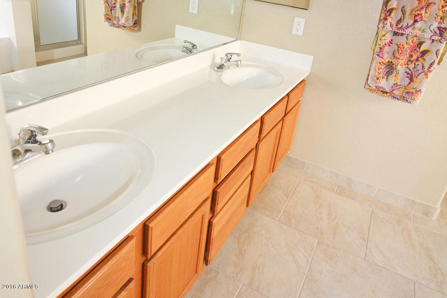 934 E Harwell Rd, Phoenix, AZ 85042 photo 40