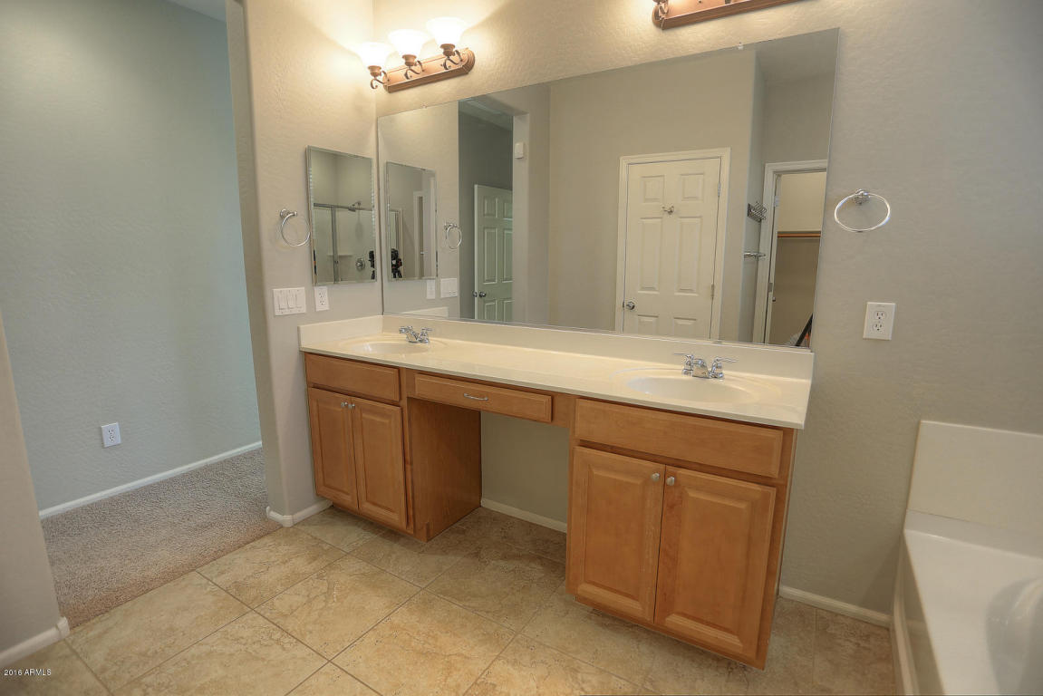 1067 E Doral Ave, Gilbert, AZ 85297 photo 24