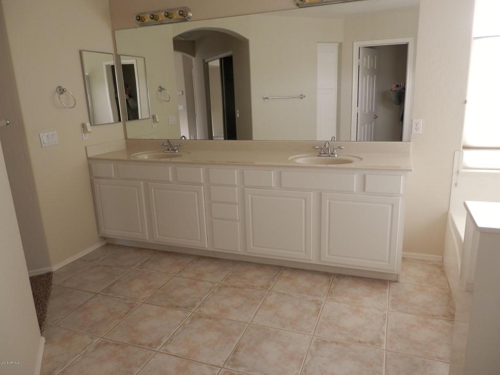 1829 E Beautiful Ln, Phoenix, AZ 85042 photo 11