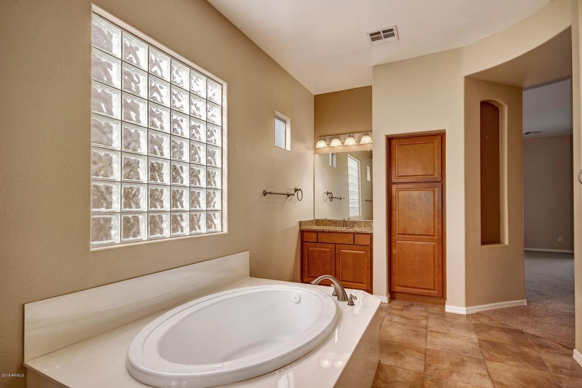 1318 E Baranca Rd, Gilbert, AZ 85297 photo 31