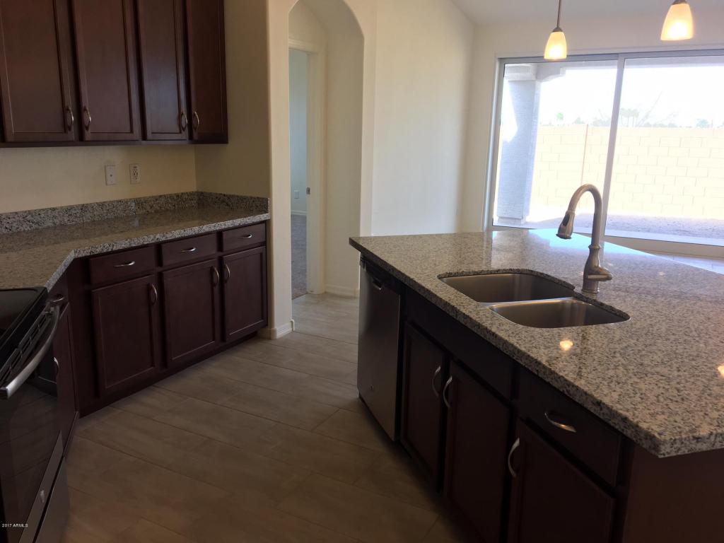816 E Constance Way, Phoenix, AZ 85042 photo 10