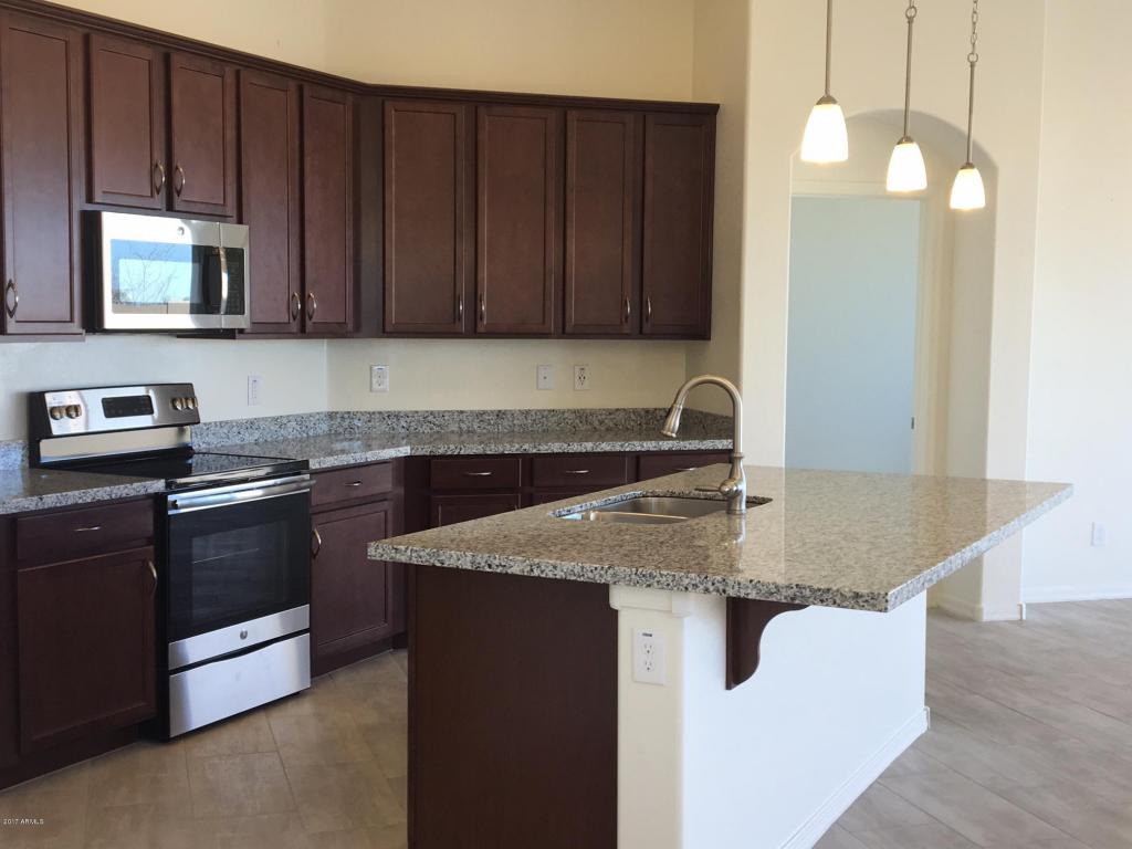 816 E Constance Way, Phoenix, AZ 85042 photo 9
