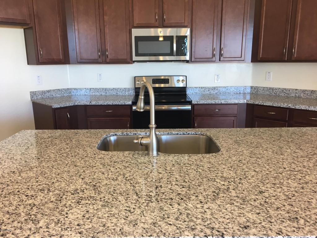 816 E Constance Way, Phoenix, AZ 85042 photo 16