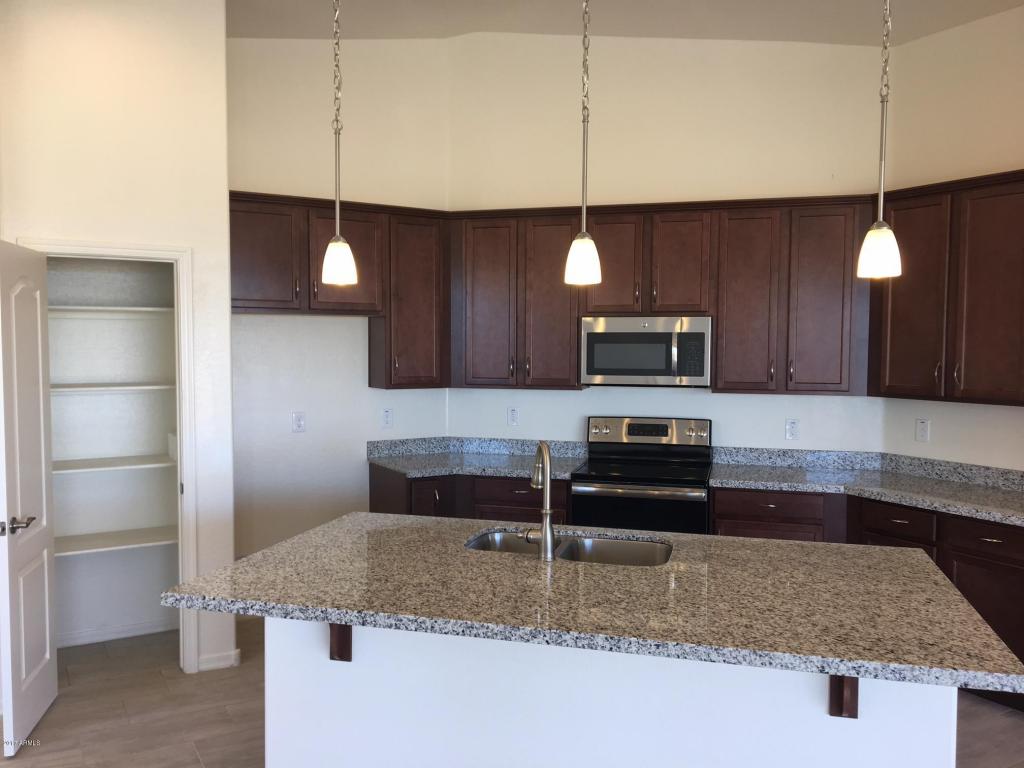 816 E Constance Way, Phoenix, AZ 85042 photo 11