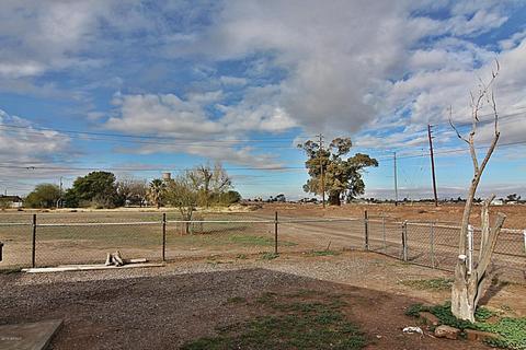 327 E Cameron Blvd, Coolidge, AZ 85128 photo 3