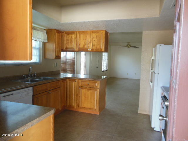 1015 E Lodge Dr, Tempe, AZ 85283 photo 9