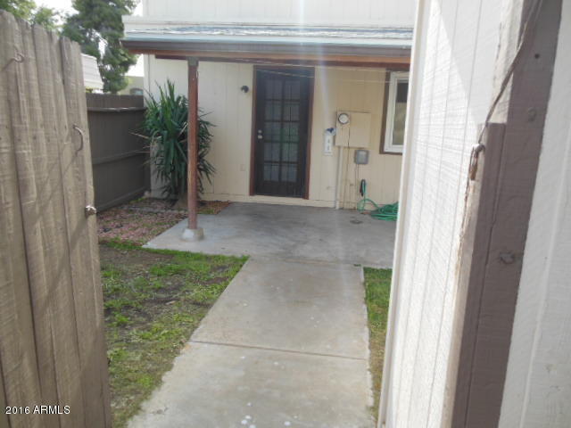 1015 E Lodge Dr, Tempe, AZ 85283 photo 4