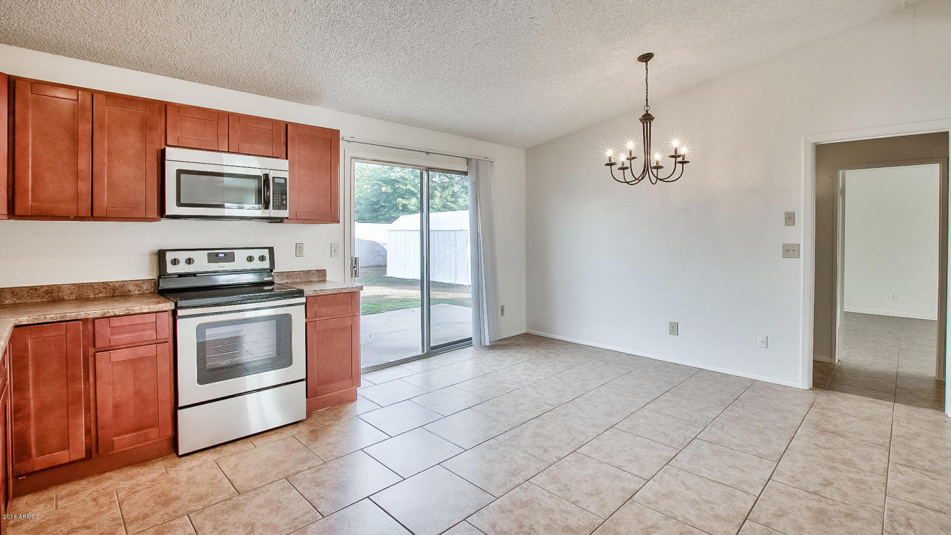 7014 W Verde Ln, Phoenix, AZ 85033 photo 10