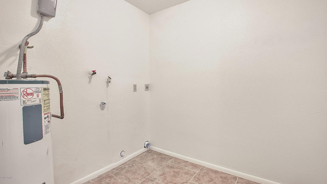 7014 W Verde Ln, Phoenix, AZ 85033 photo 19