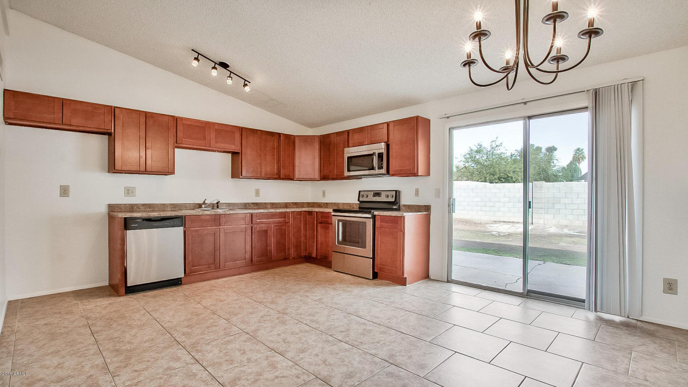 7014 W Verde Ln, Phoenix, AZ 85033 photo 7