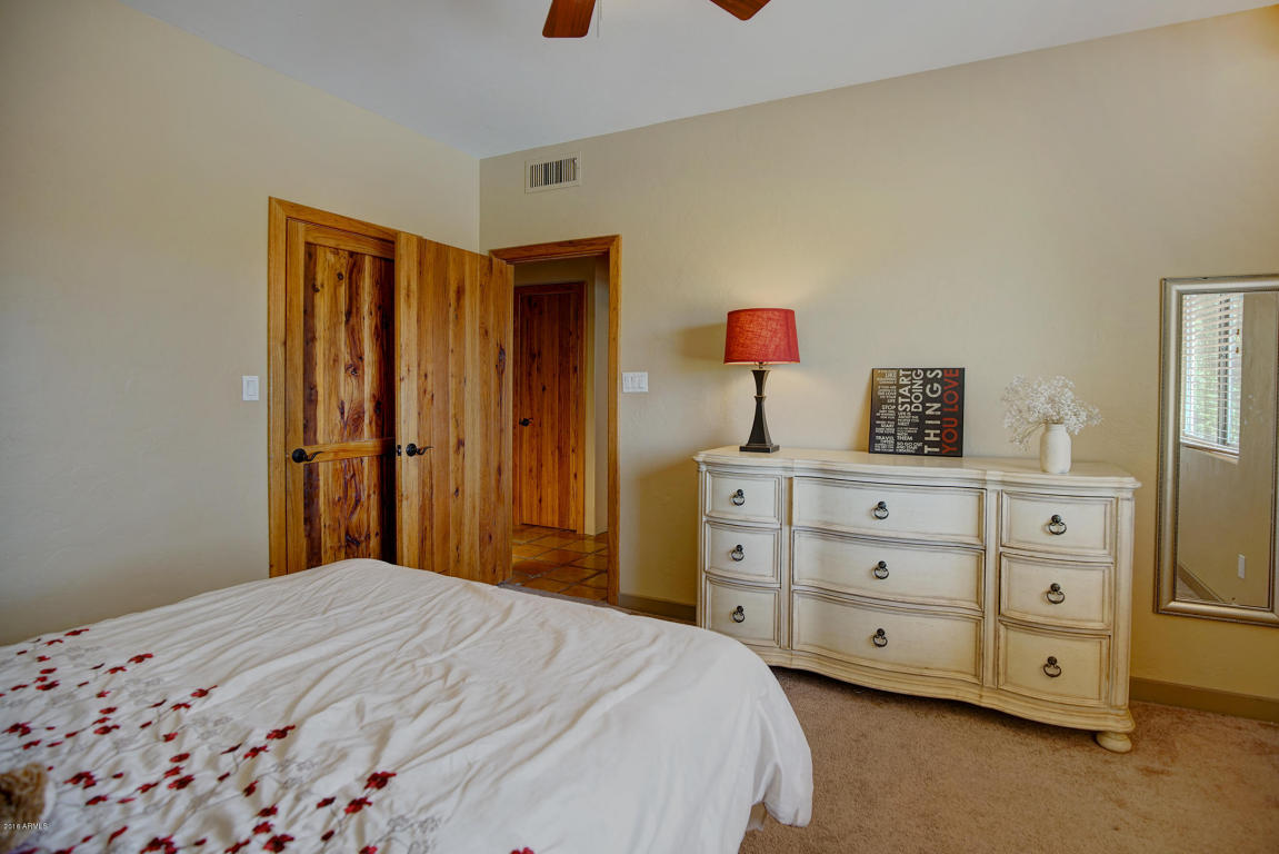 2530 E Desert Ln, Gilbert, AZ 85234 photo 40