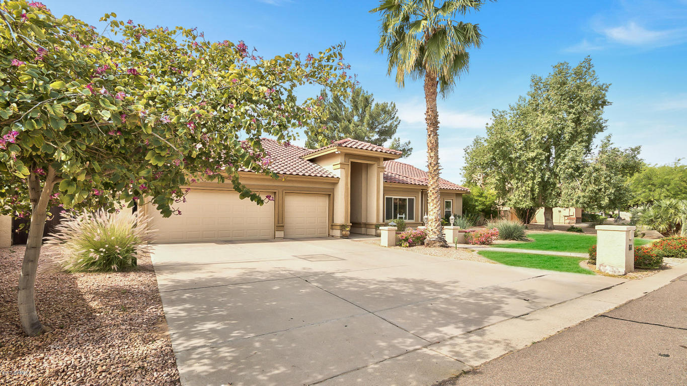55 E Secretariat Dr, Tempe, AZ 85284 photo 4