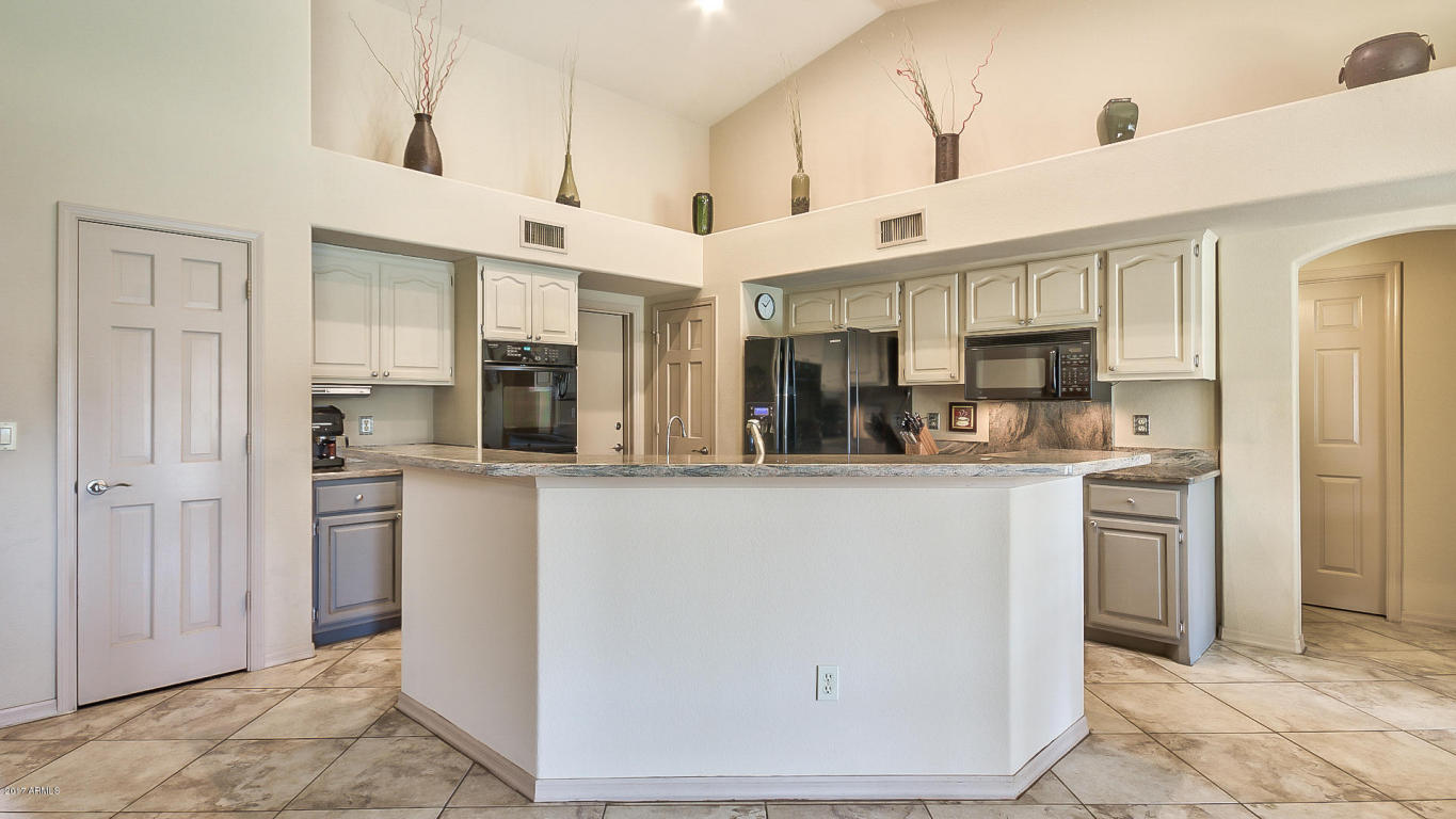 55 E Secretariat Dr, Tempe, AZ 85284 photo 12