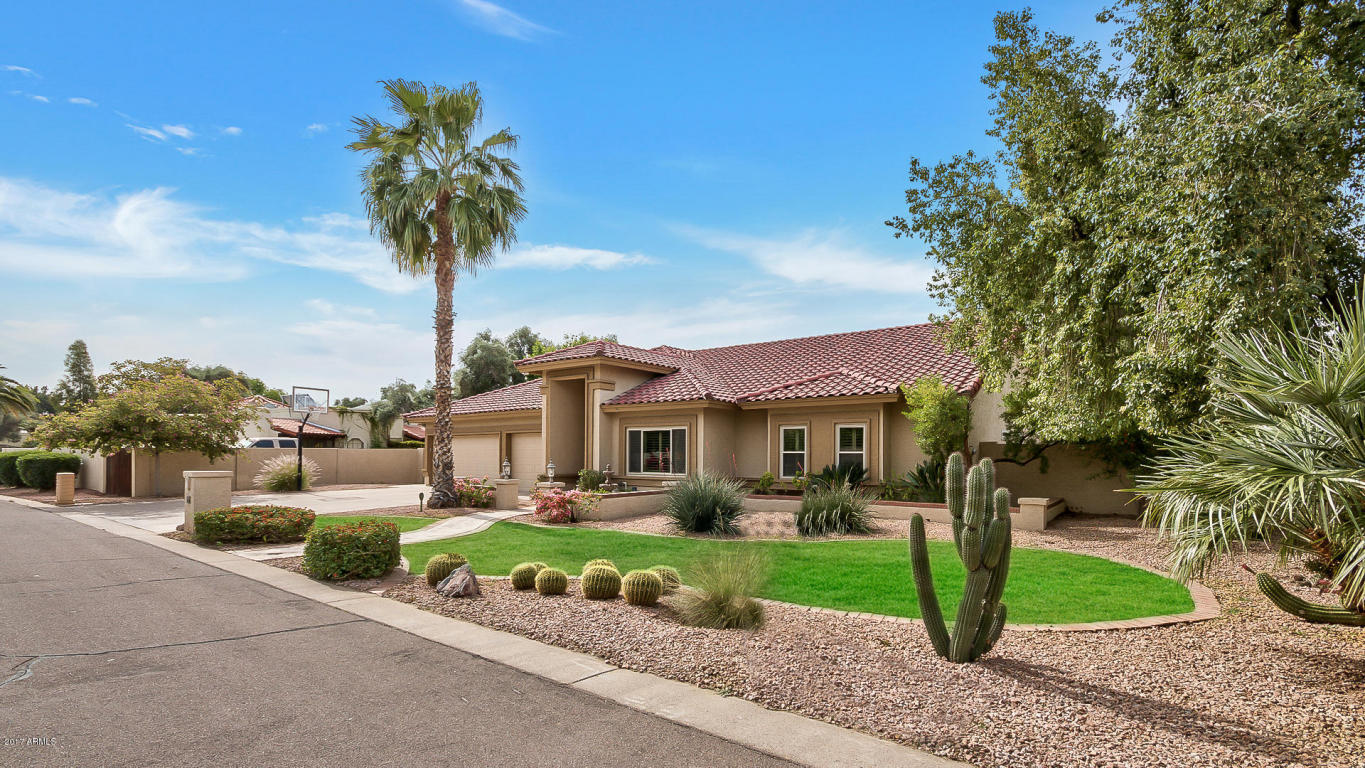 55 E Secretariat Dr, Tempe, AZ 85284 photo 1