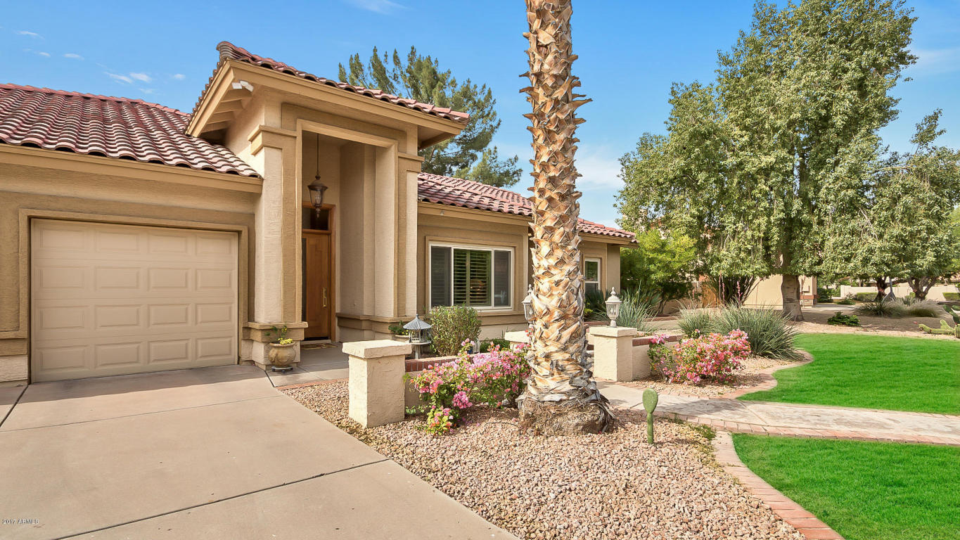 55 E Secretariat Dr, Tempe, AZ 85284 photo 3