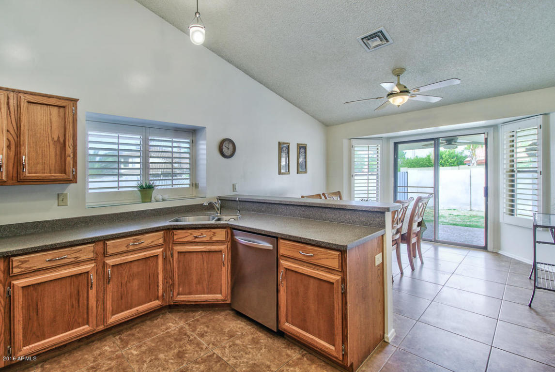 1340 E Brentrup Dr, Tempe, AZ 85283 photo 10