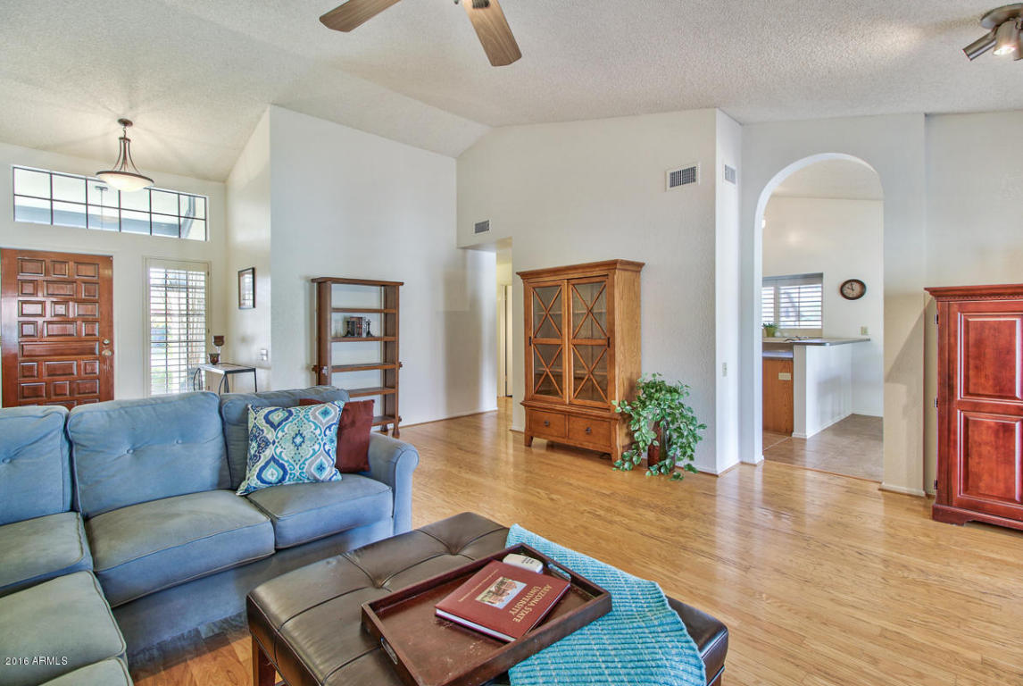 1340 E Brentrup Dr, Tempe, AZ 85283 photo 6