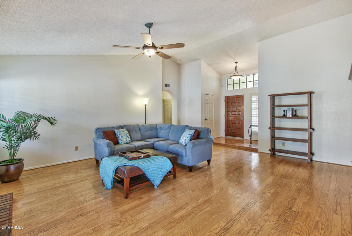 1340 E Brentrup Dr, Tempe, AZ 85283 photo 5