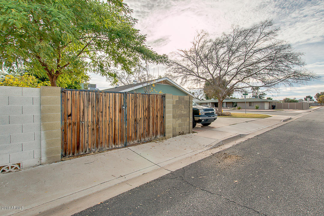 2408 Enrose St, Mesa, AZ 85213 photo 40