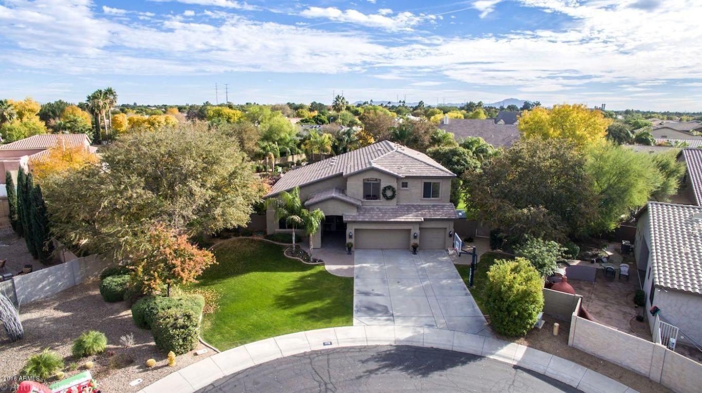 1779 E Tradewind Ct, Gilbert, AZ 85234 photo 2