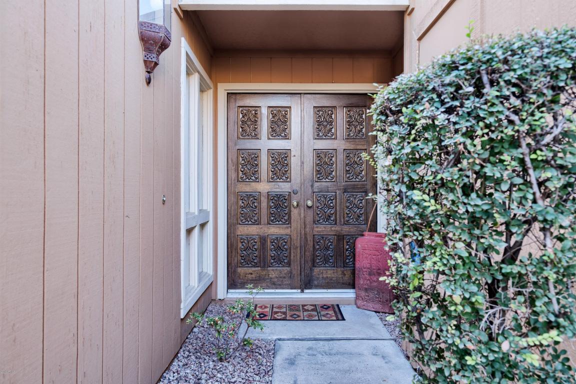 1001 E Lois Ln, Phoenix, AZ 85020 photo 2