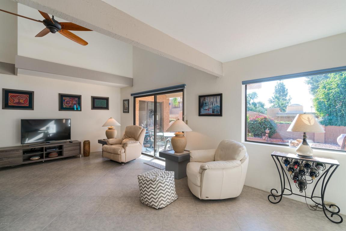 1001 E Lois Ln, Phoenix, AZ 85020 photo 8