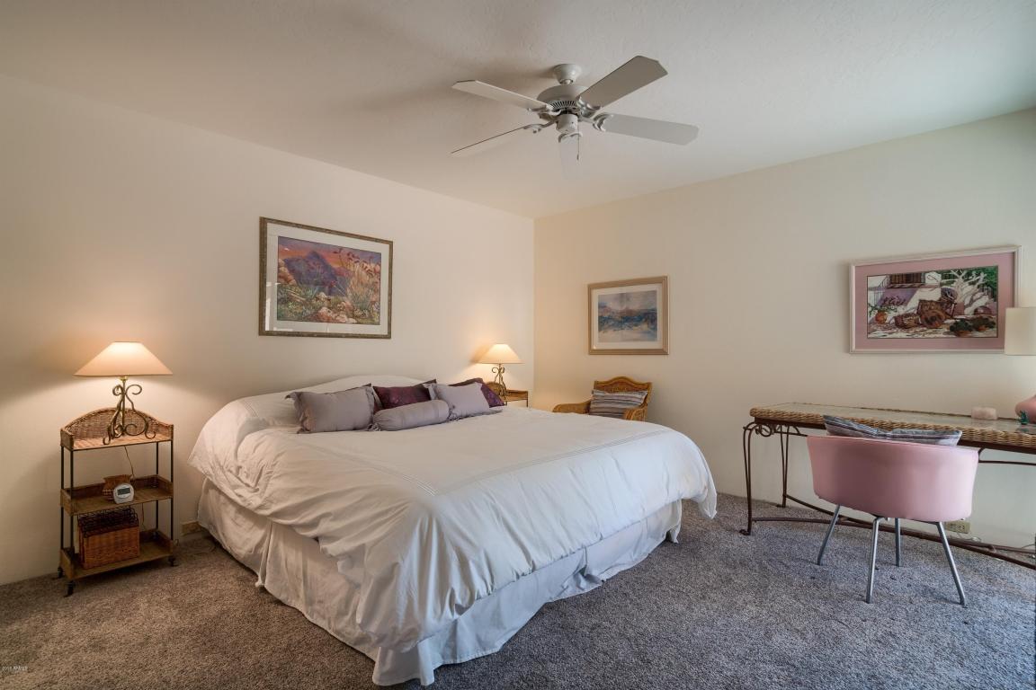 1001 E Lois Ln, Phoenix, AZ 85020 photo 13
