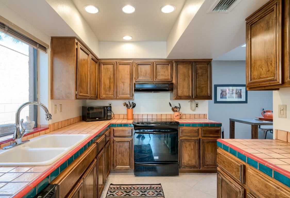 1001 E Lois Ln, Phoenix, AZ 85020 photo 12