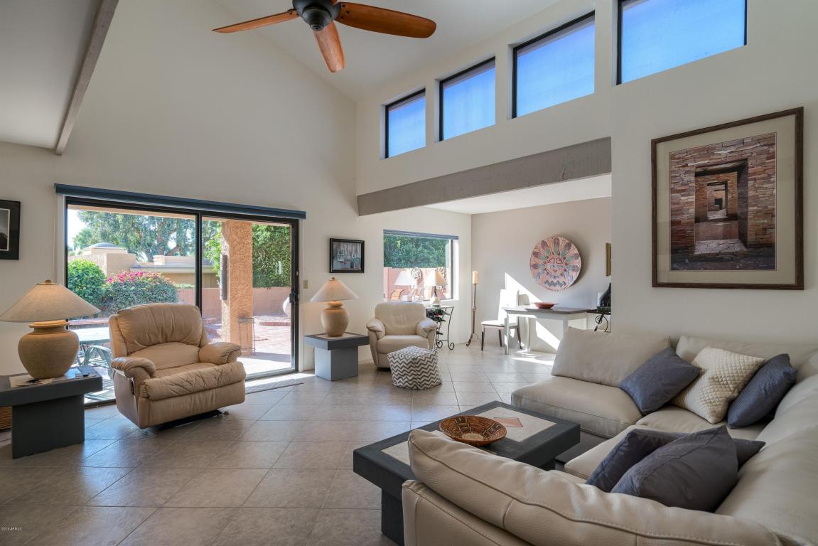 1001 E Lois Ln, Phoenix, AZ 85020 photo 5