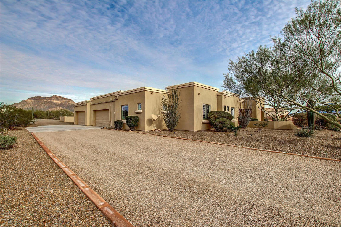 10624 E Mclellan Rd, Mesa, AZ 85207 photo 2