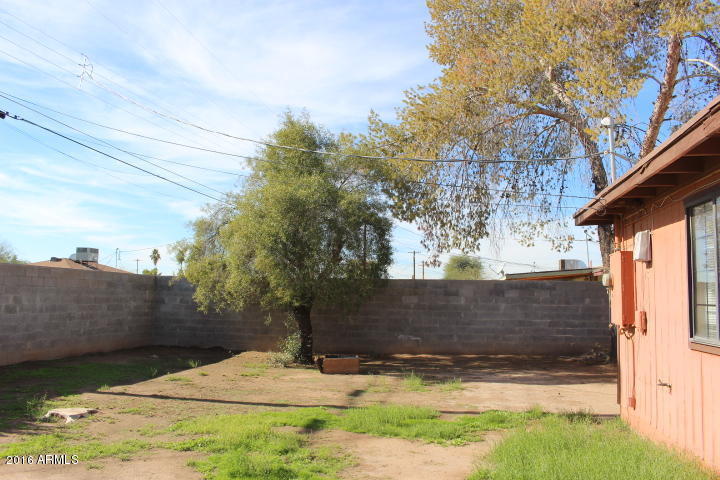 6425 W Mitchell Dr, Phoenix, AZ 85033 photo 14