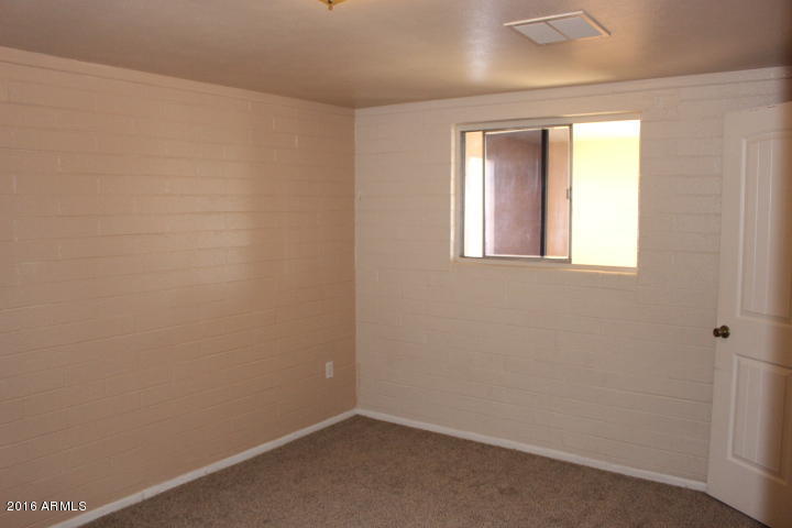 6425 W Mitchell Dr, Phoenix, AZ 85033 photo 6