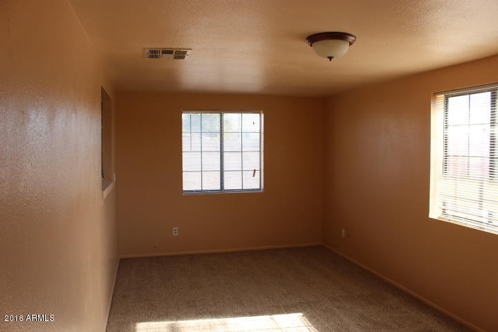6425 W Mitchell Dr, Phoenix, AZ 85033 photo 10