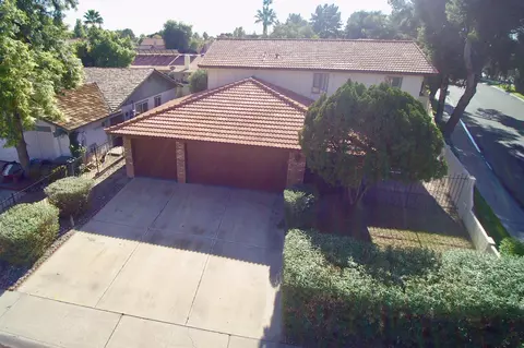 909 E Lamplighter Ln, Tempe, AZ 85283