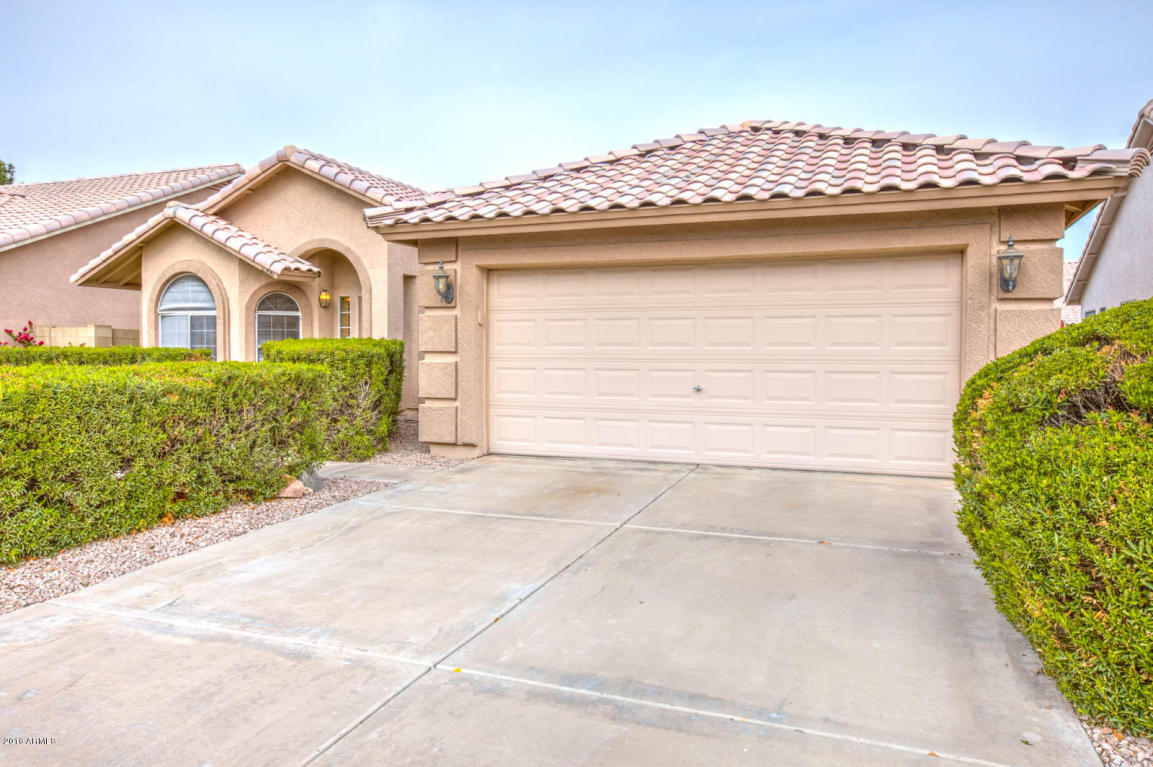 2306 E San Tan Dr, Gilbert, AZ 85296 photo 1